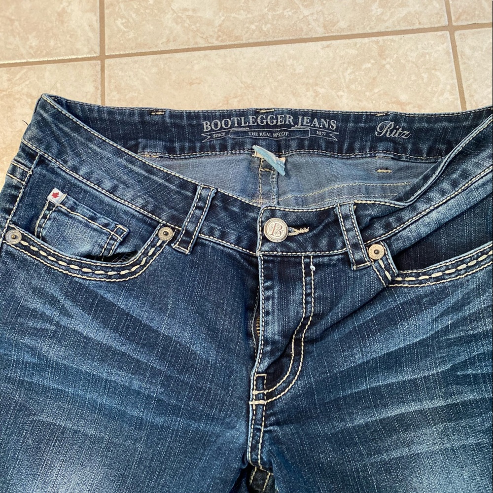 Bootlegger distressed jeans